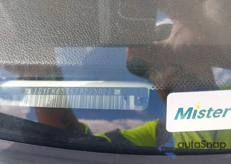 2007 Cadillac Escalade Standard z USA, uszkodzony, nr VIN 1GYFK63857R213020